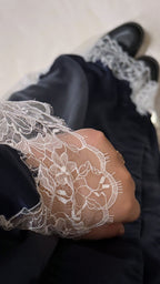 Satin abaya