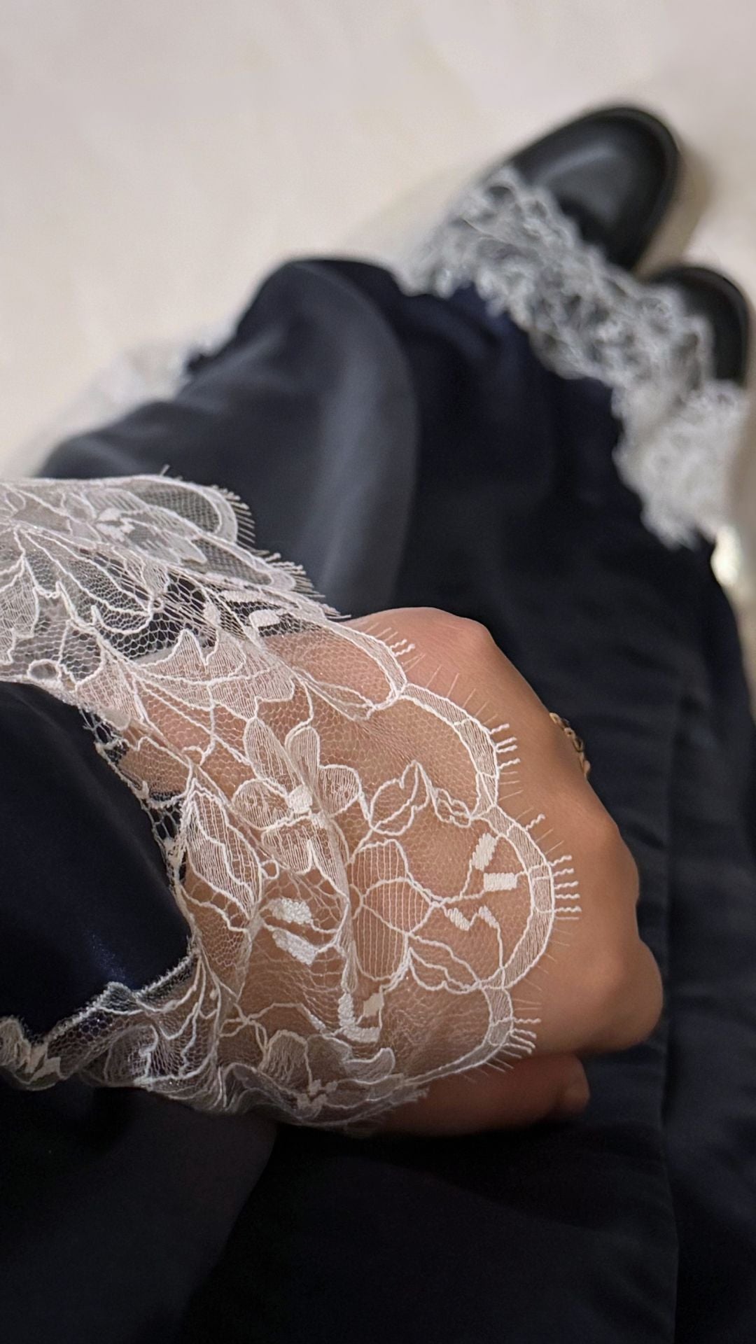 Satin abaya
