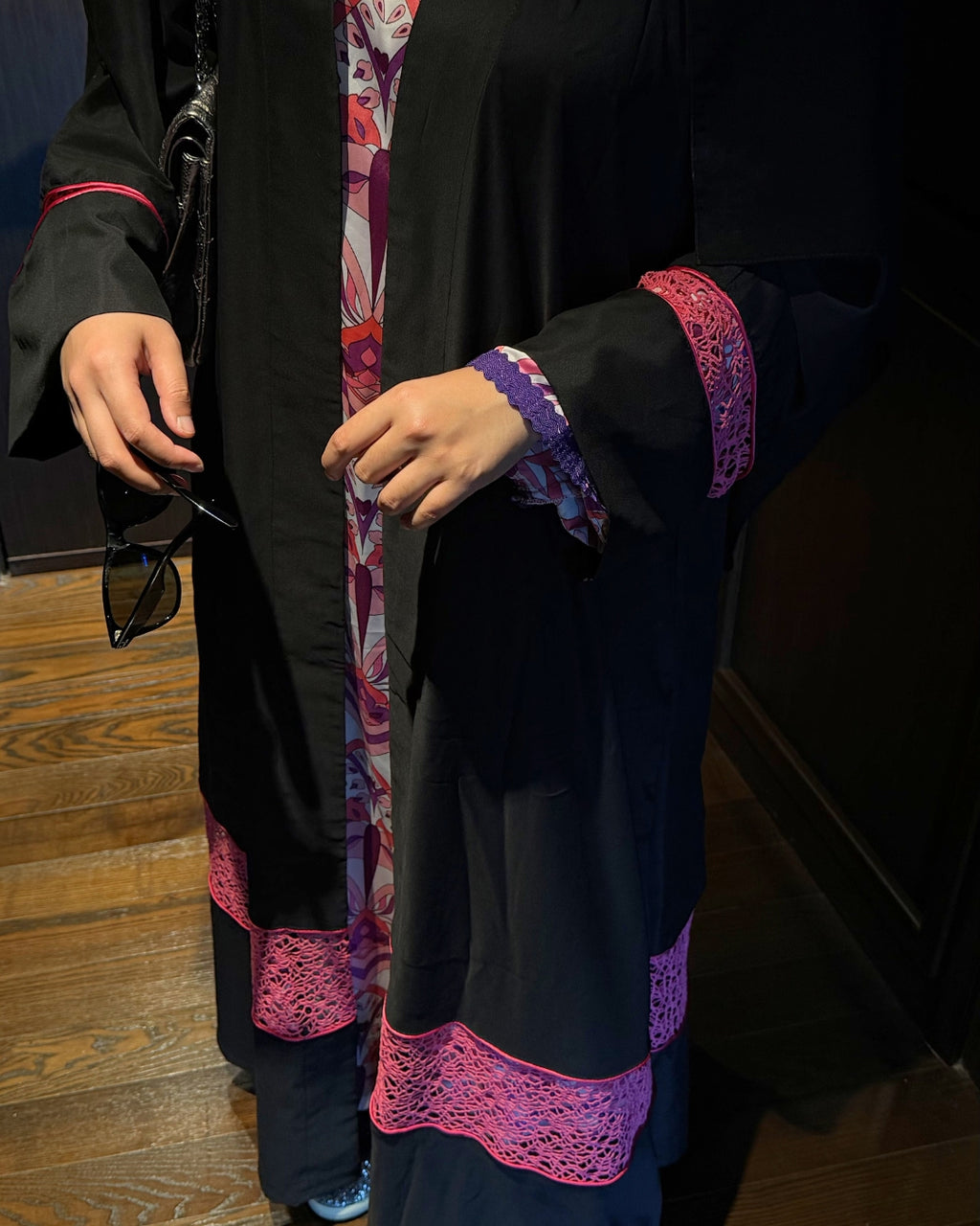 Noir bloom abaya