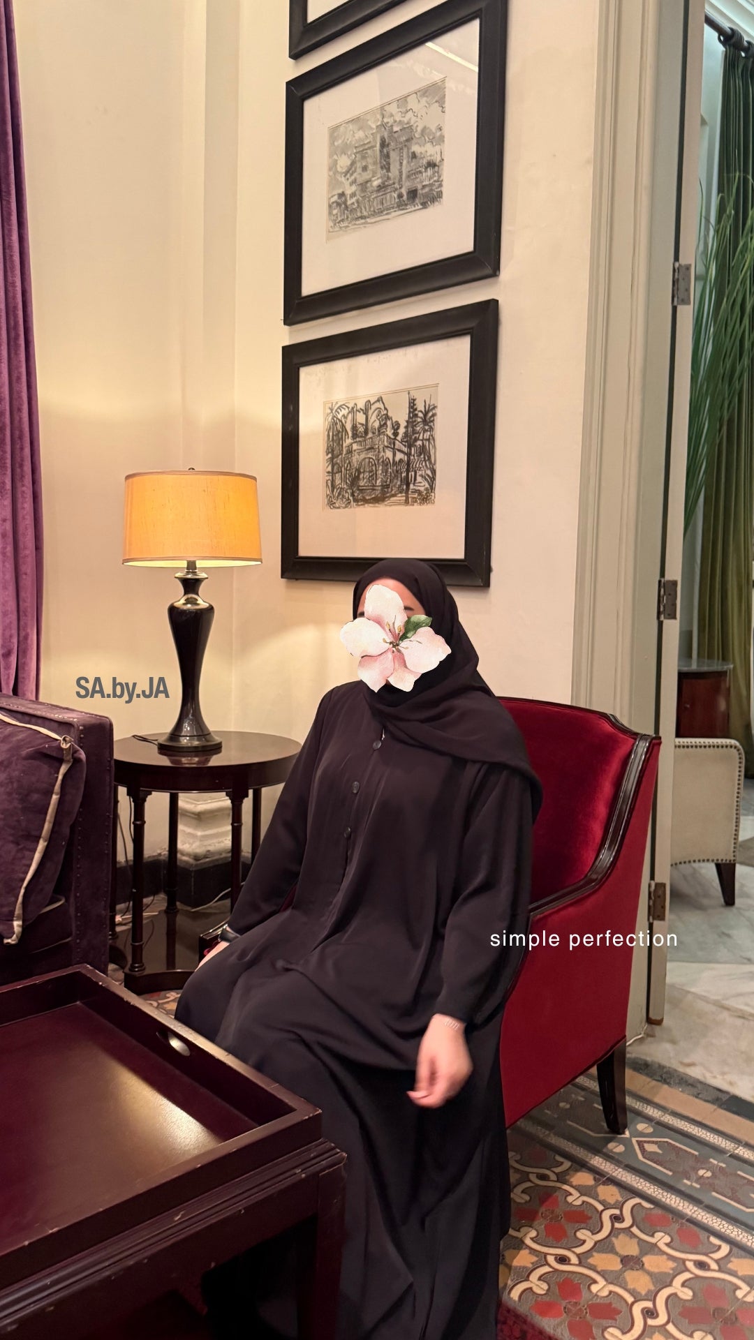 Button-down abaya