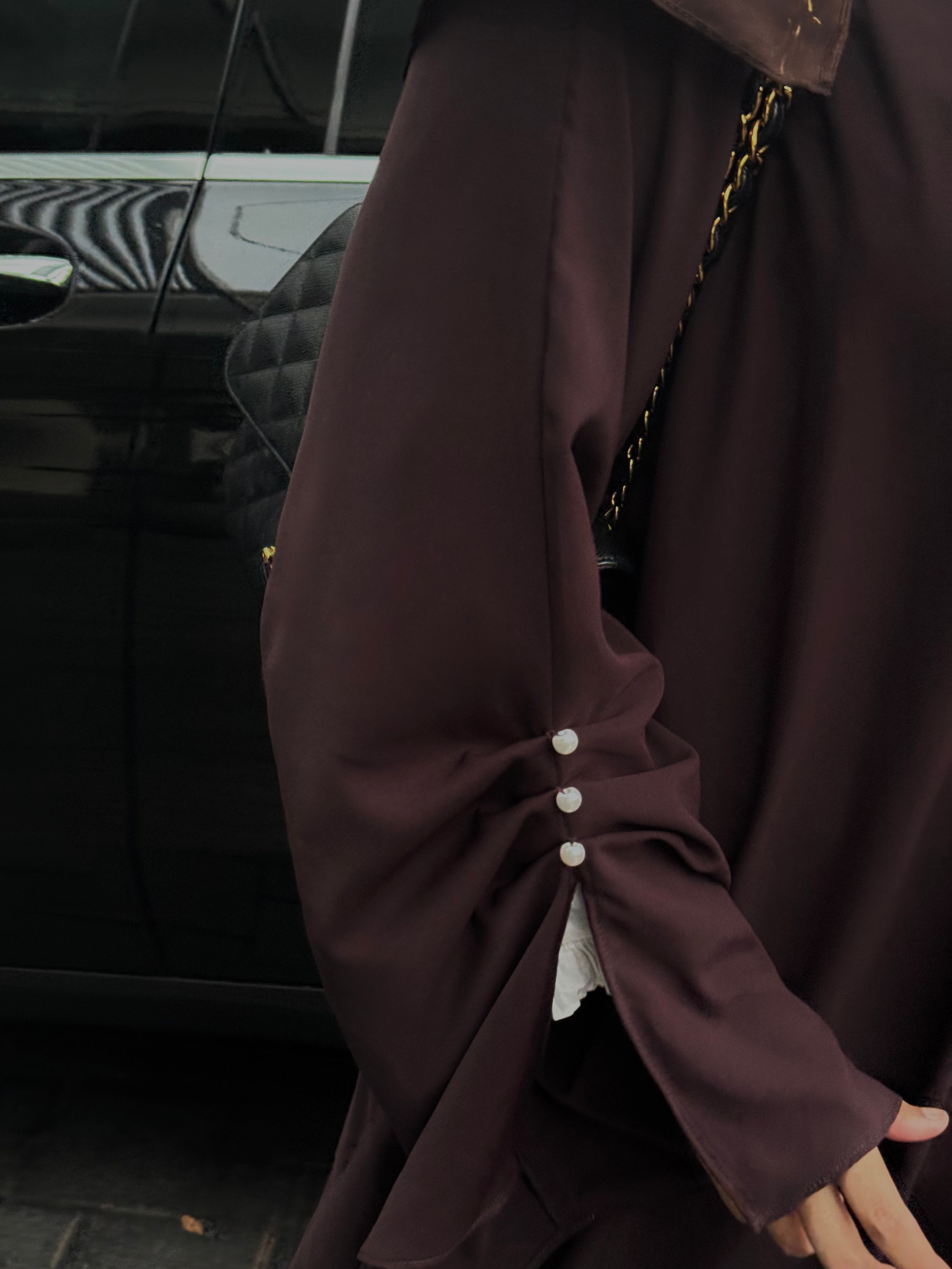 Oversized sleeves abaya